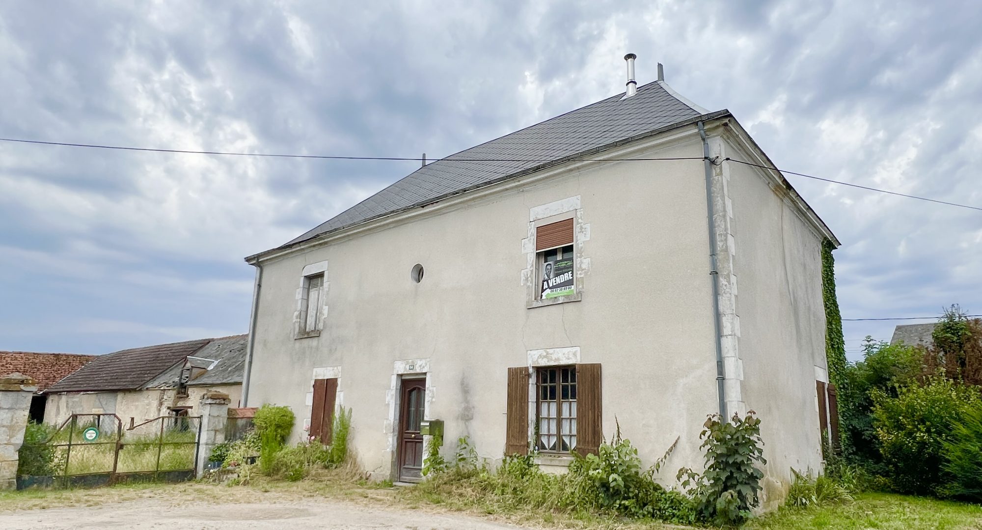 Ancienne Maison travaux à prévoir !